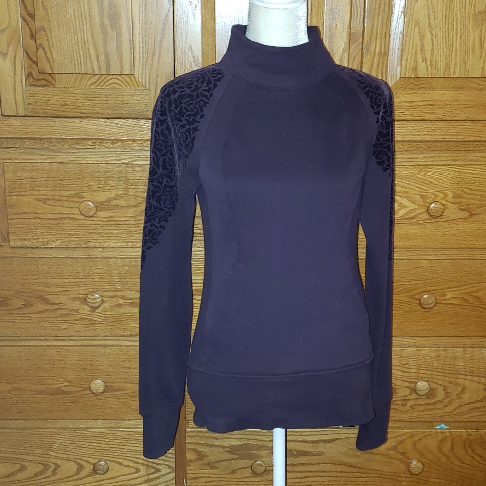 NWT Lululemon Floral Flock Pullover